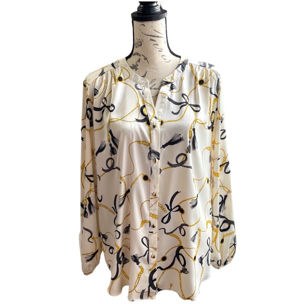 NWT Jaclyn Smith Collection Women’s Button Down Chain Print Satin Blouse
